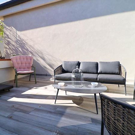 Vicolo Dei Signori Apartman Desenzano del Garda Kültér fotó