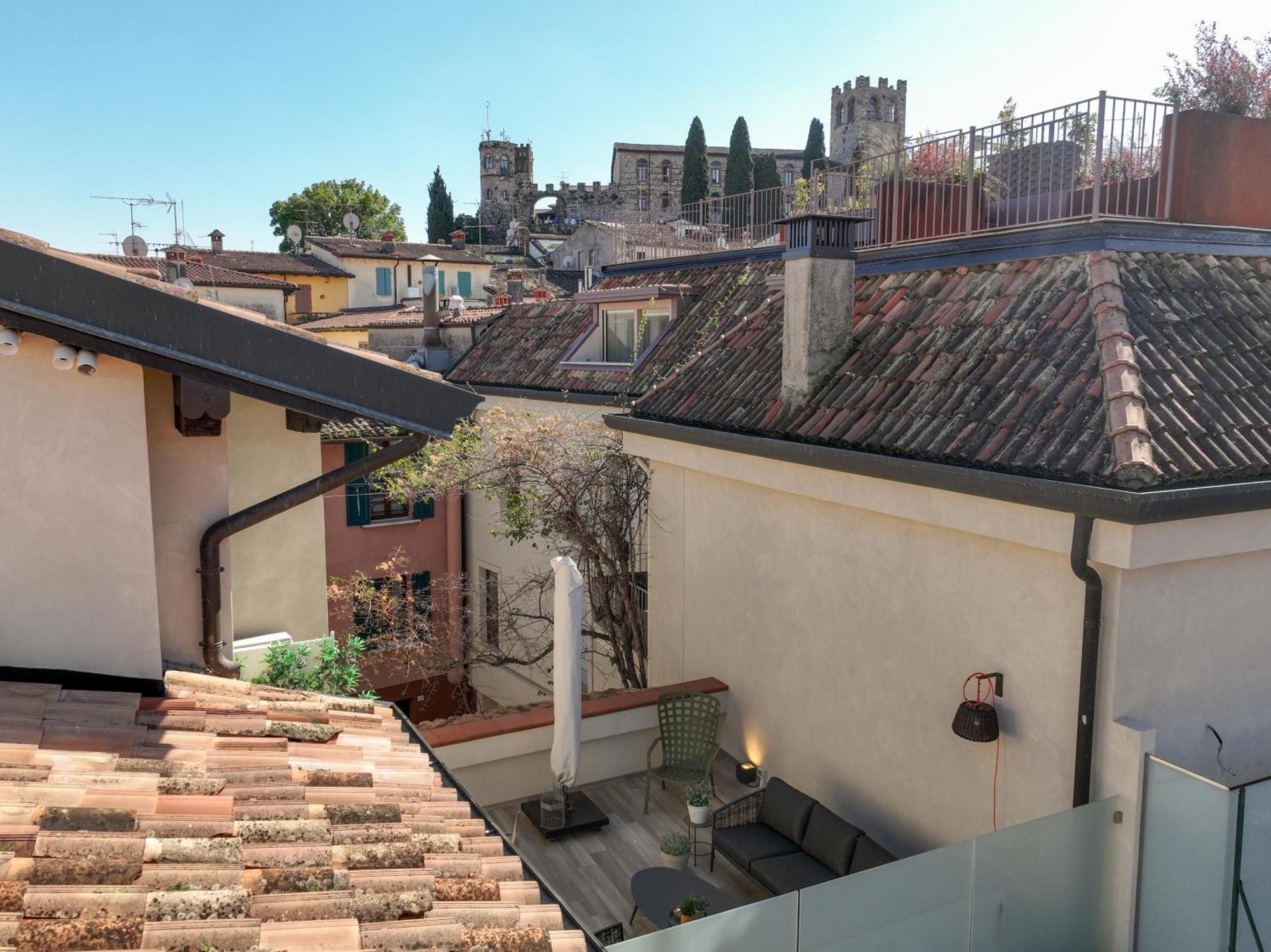 Vicolo Dei Signori Apartman Desenzano del Garda Kültér fotó